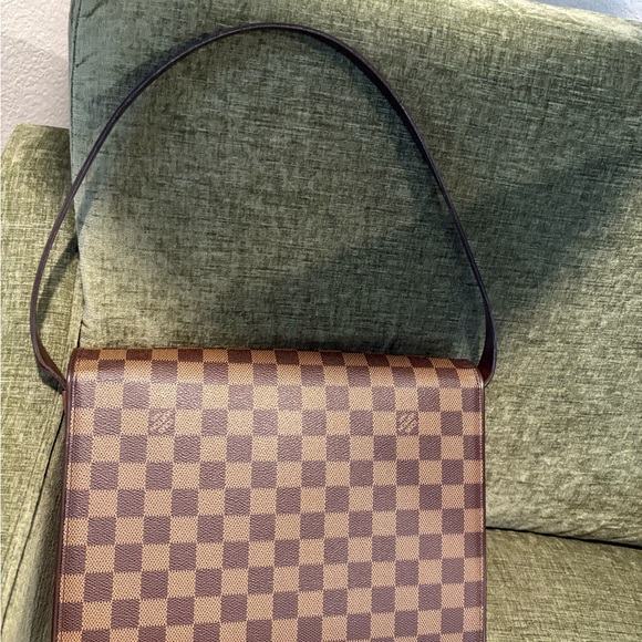 VINTAGE LOUIS VUITTON - Picture 1 of 9